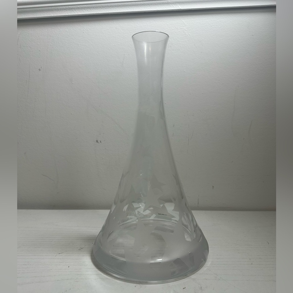 Studio Crystal Etched Stars Decanter Signed Hunter 11in